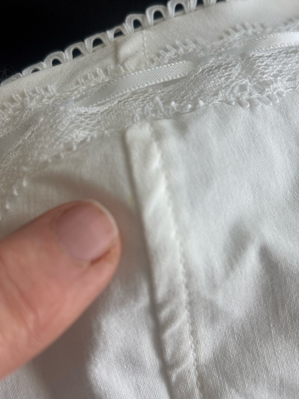 NWT Blashe White Strapless Mini-Dress w/Scallop Trim, Size Medium - Picture 13 of 13